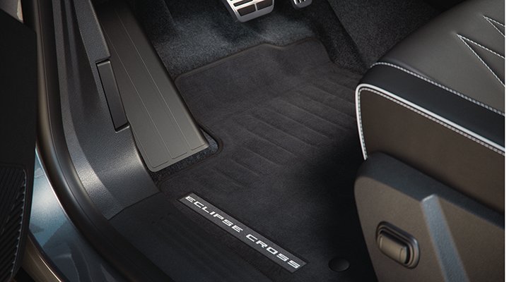 Nové Mitsubishi Eclipse Cross BEV: Sada textilních rohoží